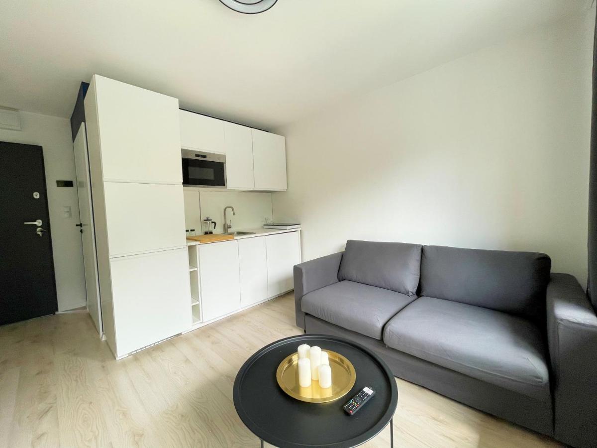 Batorego 18 - White - 450M Stacja Metra Pola Mokotowskie, 800M Biblioteka Narodowa, 20M Piekny Park Pola Mokotowskie, 800M Do Sgh - Wifi - Smart Tv - Good Apartments Varşovia Exterior foto